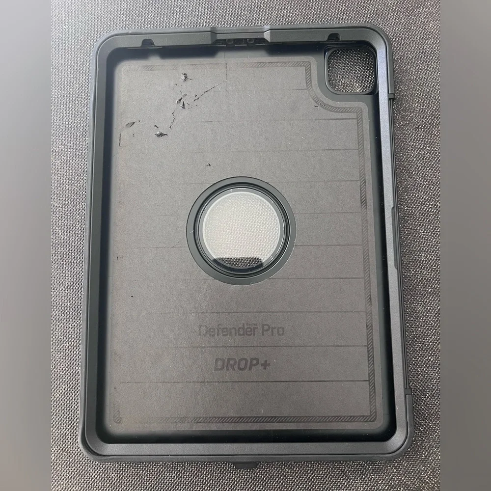 OtterBox Gray iPad Pro 11 Protective Case (Defender Pro Series)
